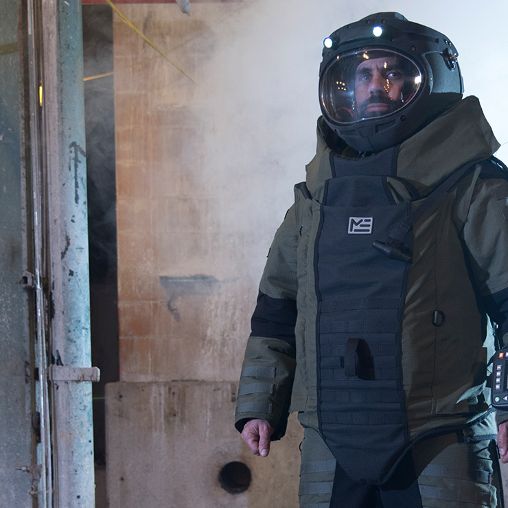 Shannon Zhao - EOD Suit (Bomb Suit)